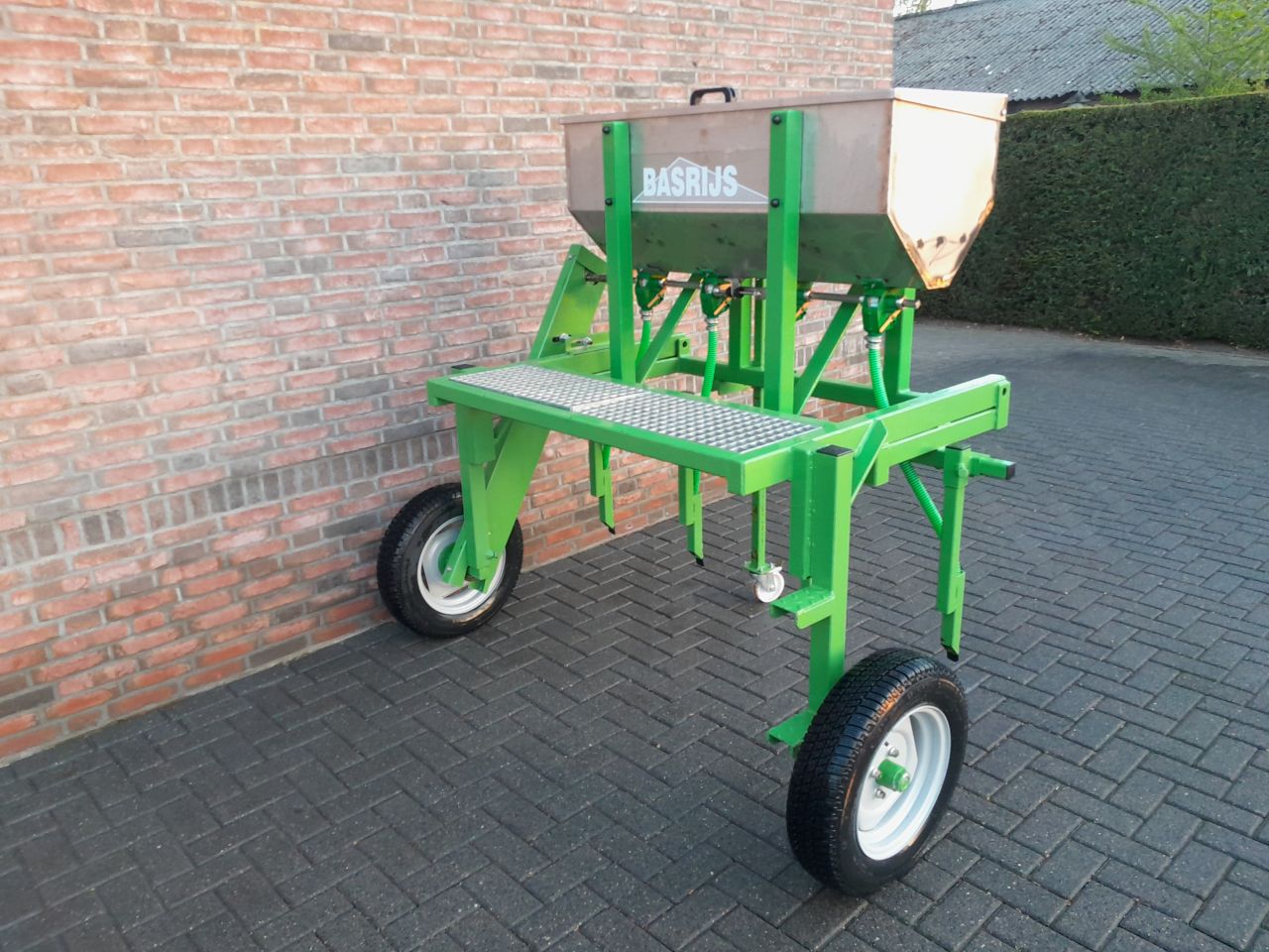 Boomteelt Machines