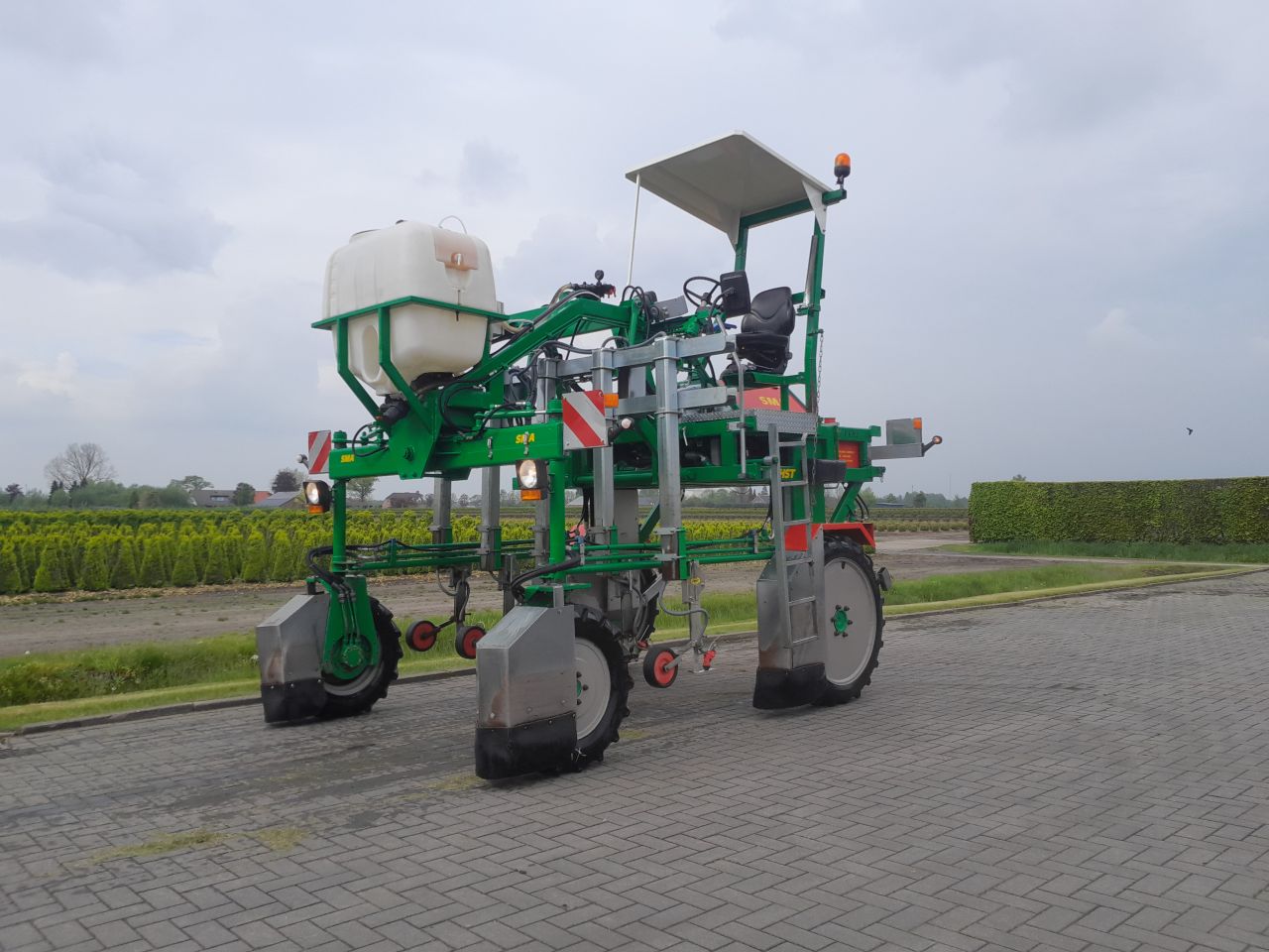 Boomteelt Machines
