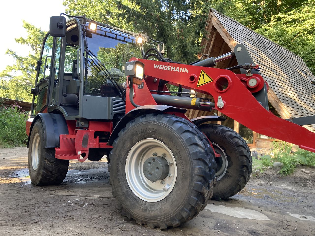 Super mooie Weidemann 4080 met 6 maanden fabrieksgarantie