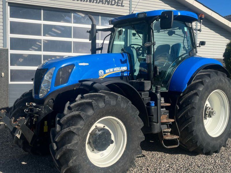 New Holland T7.270 AutoCommand med frontlift