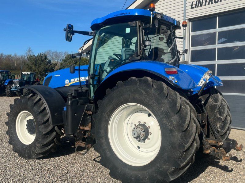 New Holland T7.270 AutoCommand med frontlift