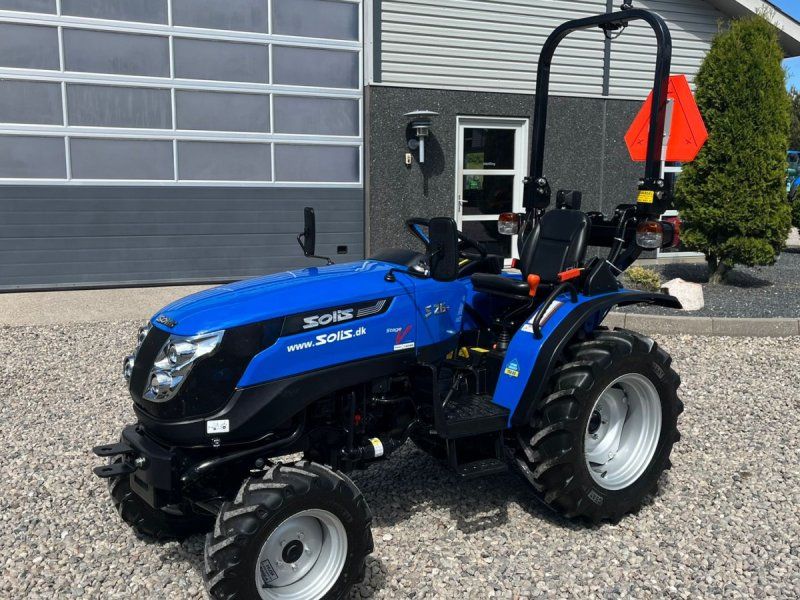 Solis S26 6+2 Gearmaskine med Servostyring og brede traktorhjul