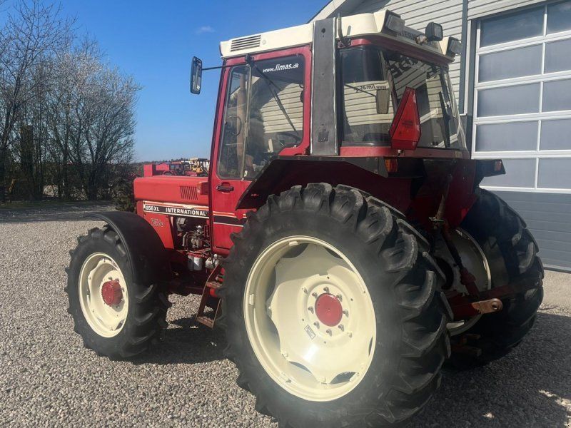 Case IH 856XL Med gode dæk