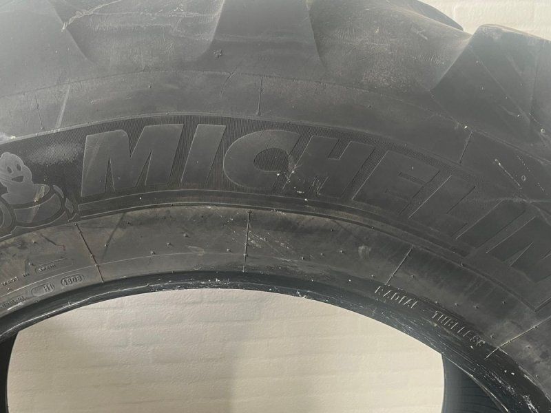 Michelin 650/65 R38
