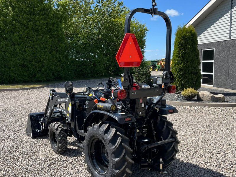 Solis S26 6+2 gearmaskine Limited Edition i sort med brede hjul og Ful