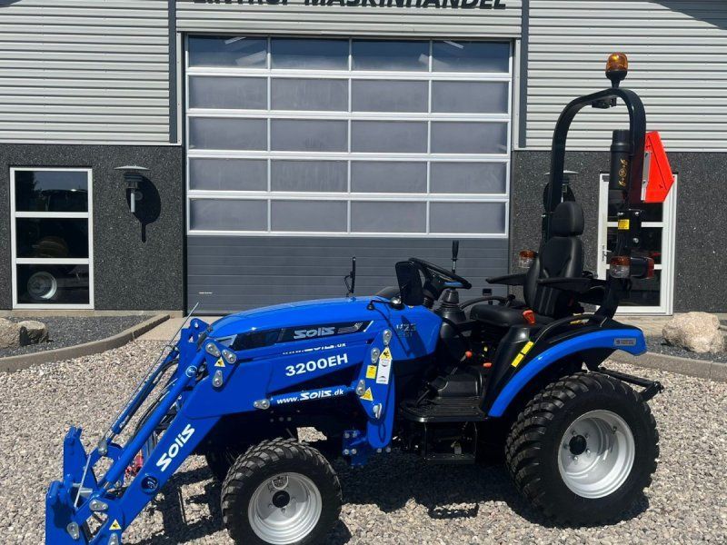 Solis H26 HST Med Frontlæsser og GardenPro dæk