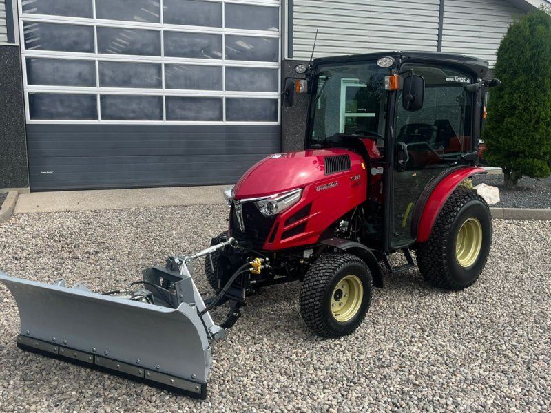 Yanmar YT 235H 4WD Snow Edition med sneplov og spreder