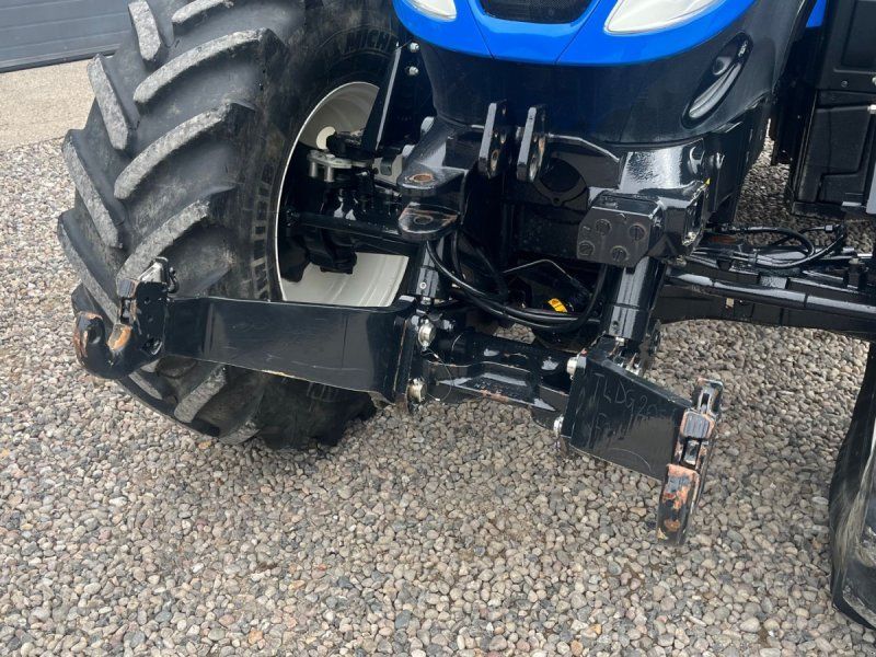 New Holland T6.165 AutoCommannd med frontlift