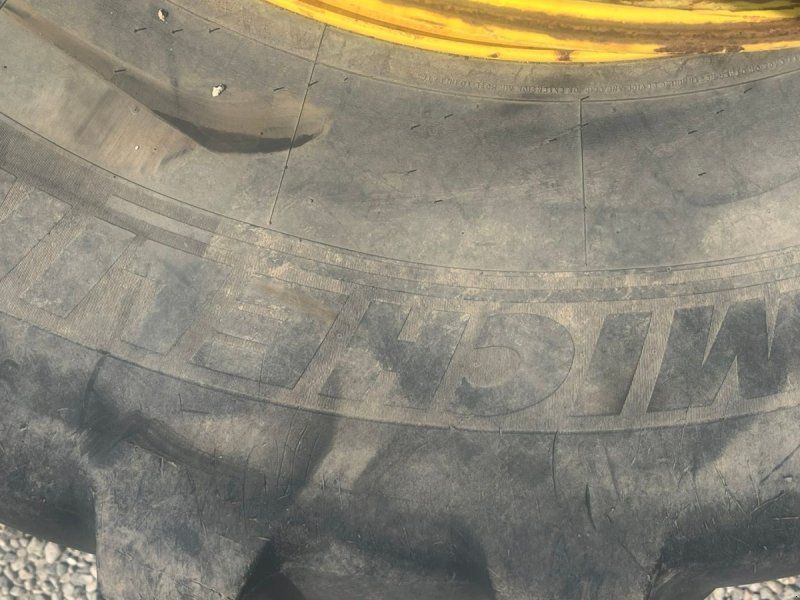 Michelin 650/85R38 Tvillinghjul med 8 låse
