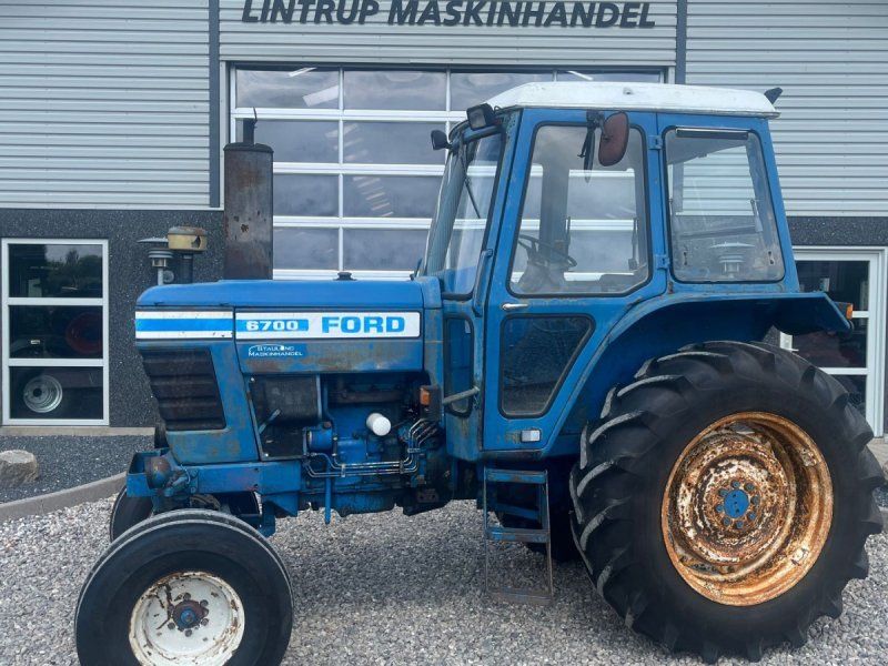 Ford 6700