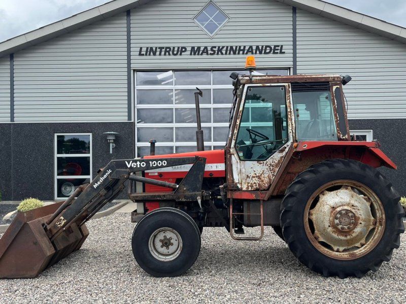 Massey Ferguson 690 Speedshift med frontlæsser