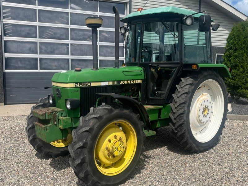 John Deere 2650 Med SGII kabine, 540 og 1000 pto omd