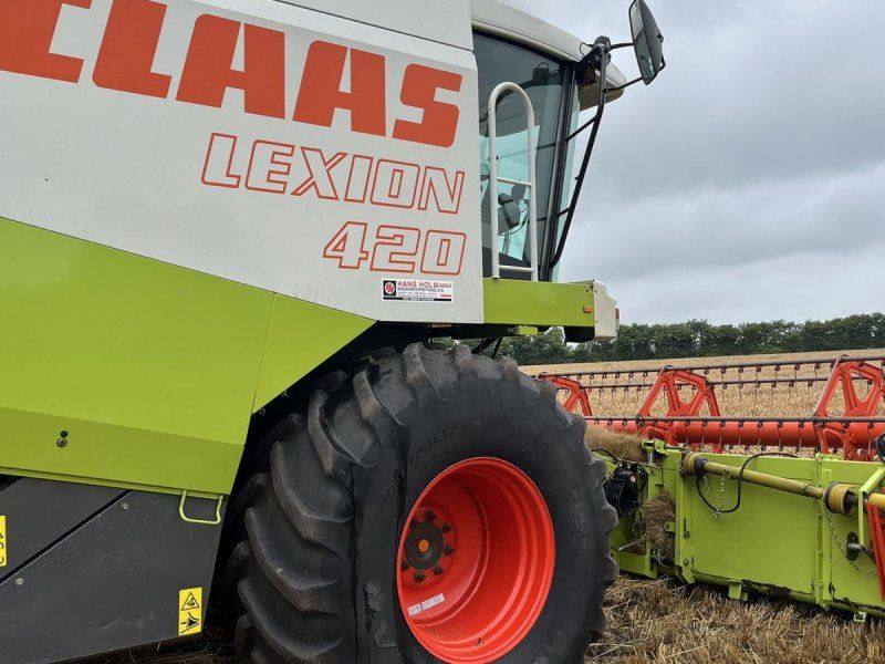Claas LION 420 Velholdt maskine med kun 1900timer og 600 Skærbord