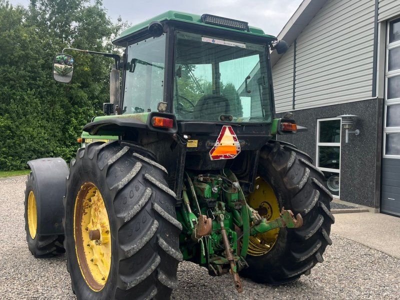 John Deere 4450 med 7,6L motor