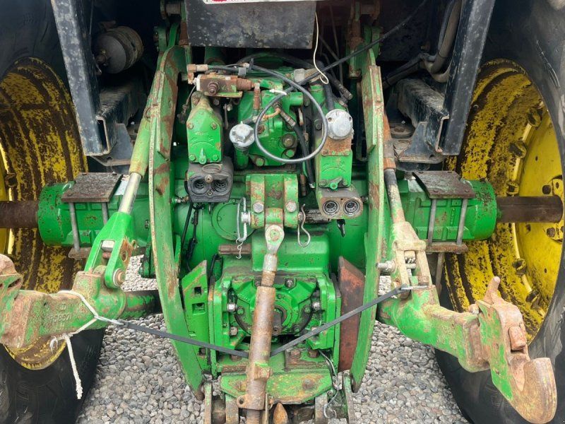 John Deere 4450 med 7,6L motor