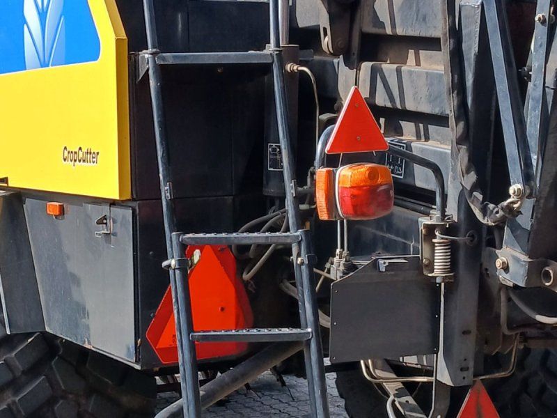 New Holland BB 940 A CropCutter BB 940 A CropCutter