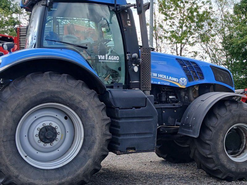 New Holland T8.330 T8.330