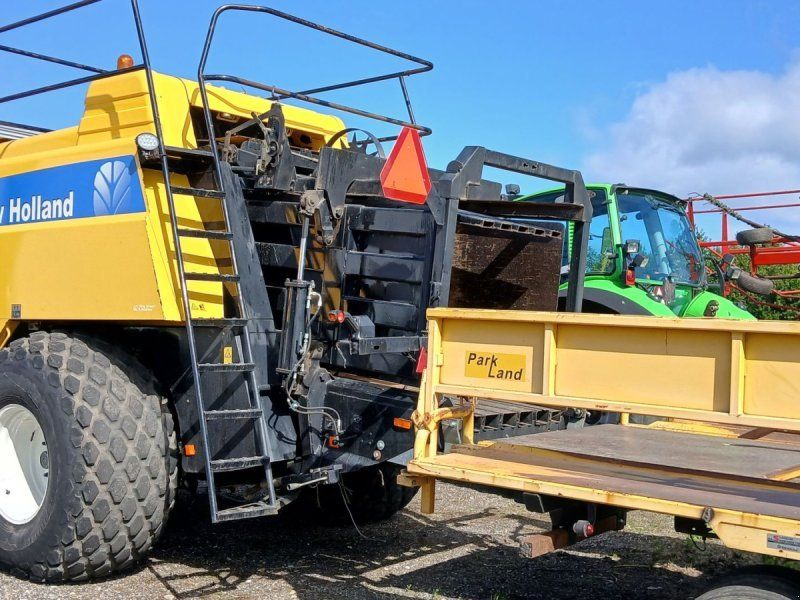 New Holland BB9090 m. vogn