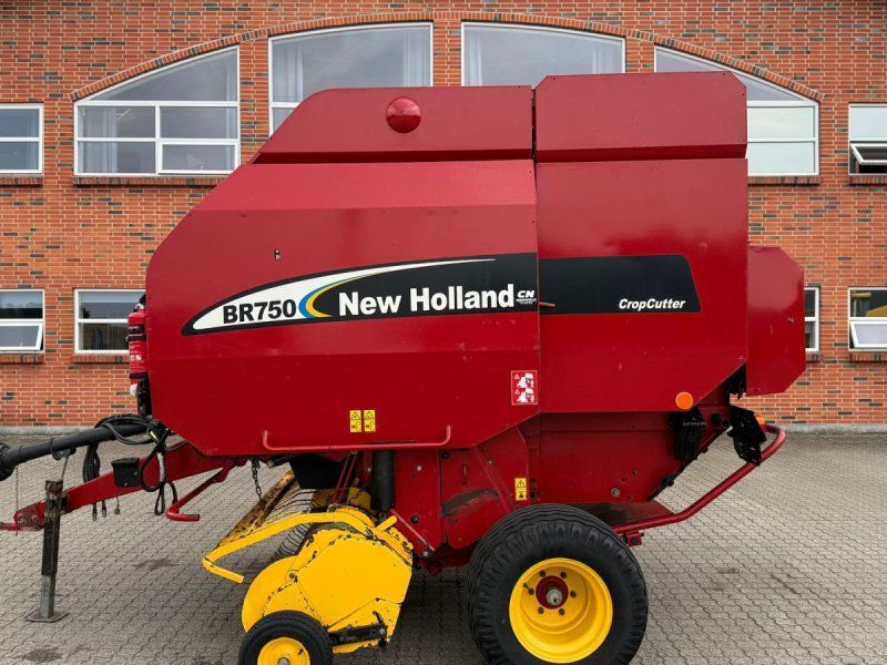New Holland BR750 CropCutter