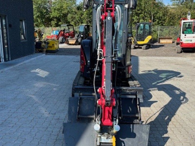 Yanmar Vio23