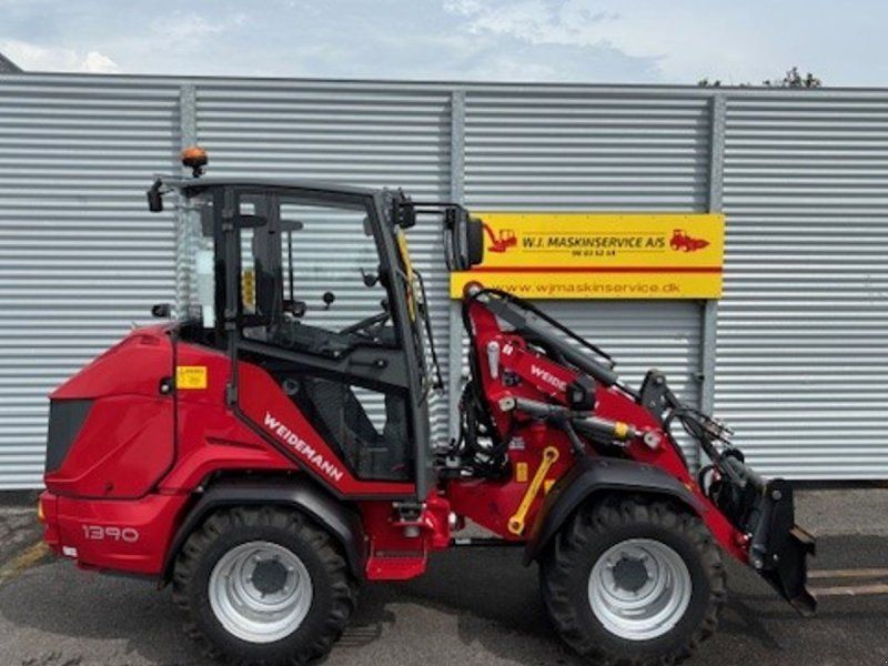 Weidemann 1390