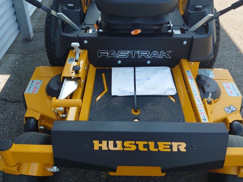 Hustler Fastrak RD 54