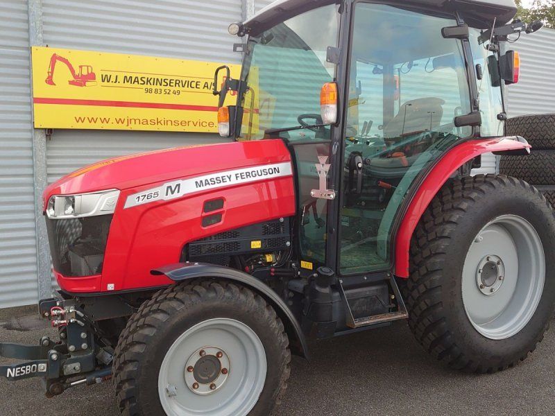 Massey Ferguson 1765 M HC