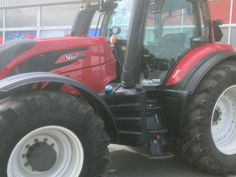 Valtra T214 Versu