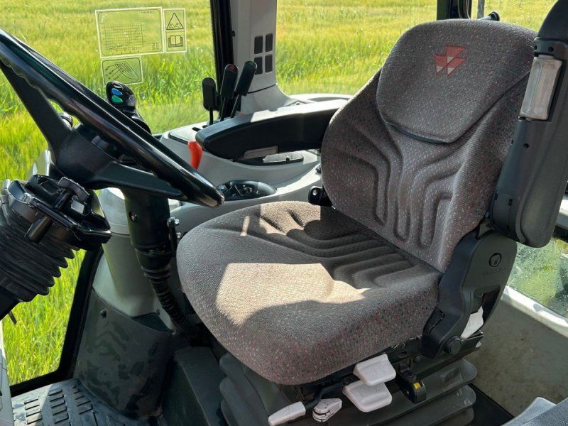 Massey Ferguson 5455 DYNA 4 5455 Dyna 4