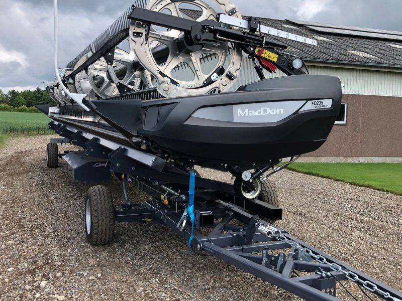 MacDon FD235 Fldraper
