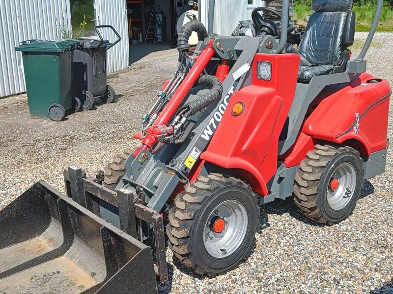 W700 CT