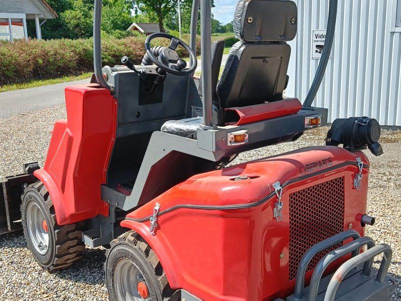 W700 CT