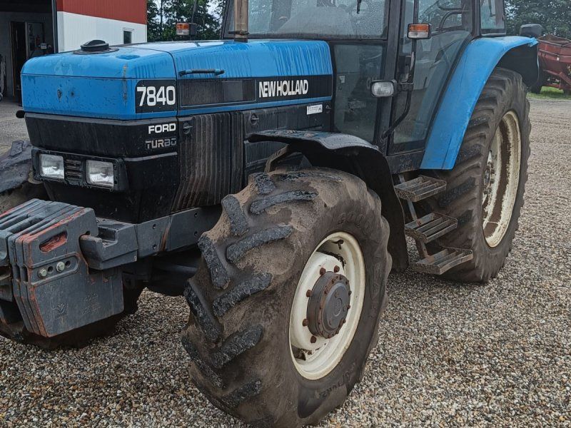 New Holland 7840 SLE turbo