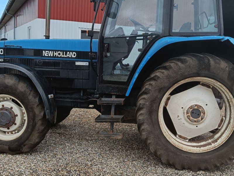 New Holland 7840 SLE turbo