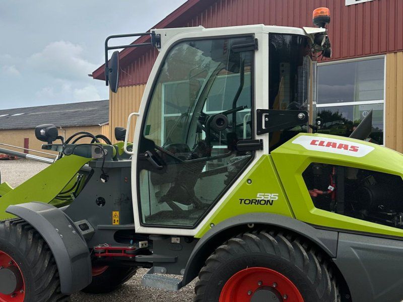 Claas TORION 535
