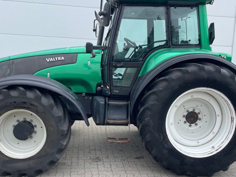 Valtra T190