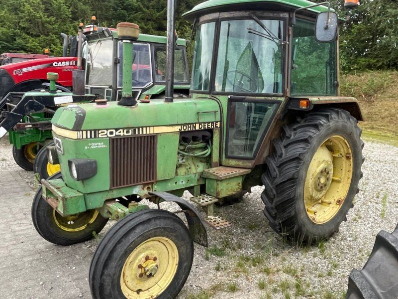 John Deere 2040