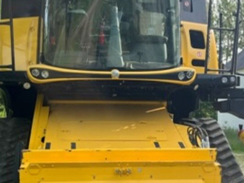 New Holland CX 8.90 På Bælteundervogn