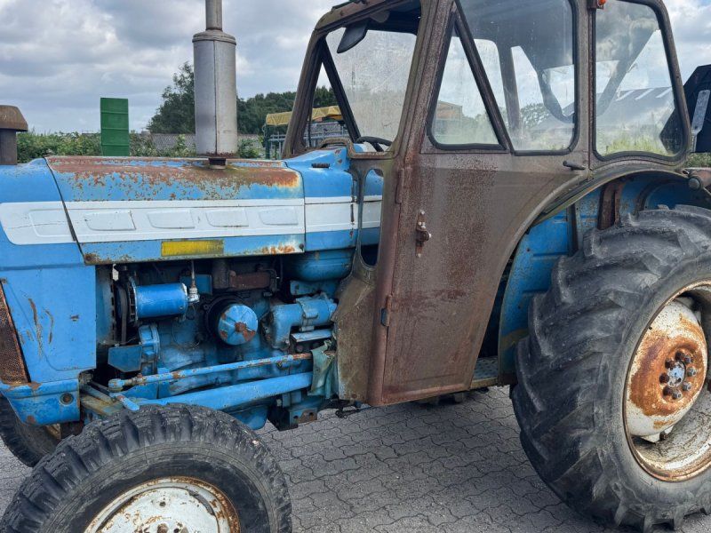 Ford 3000