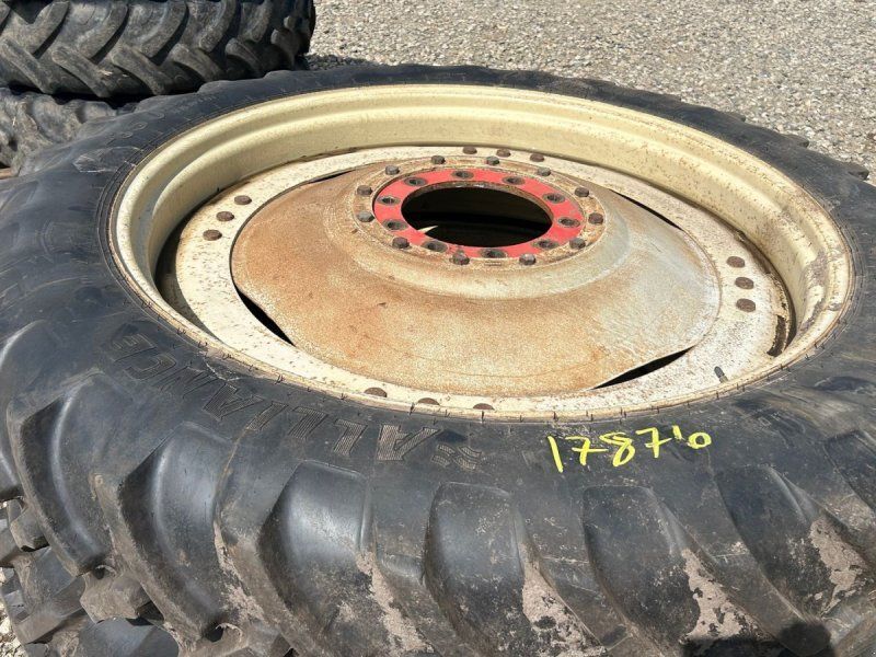 Alliance 340/85R48 + 270/95R36 stilbare fælge 8+10 huls