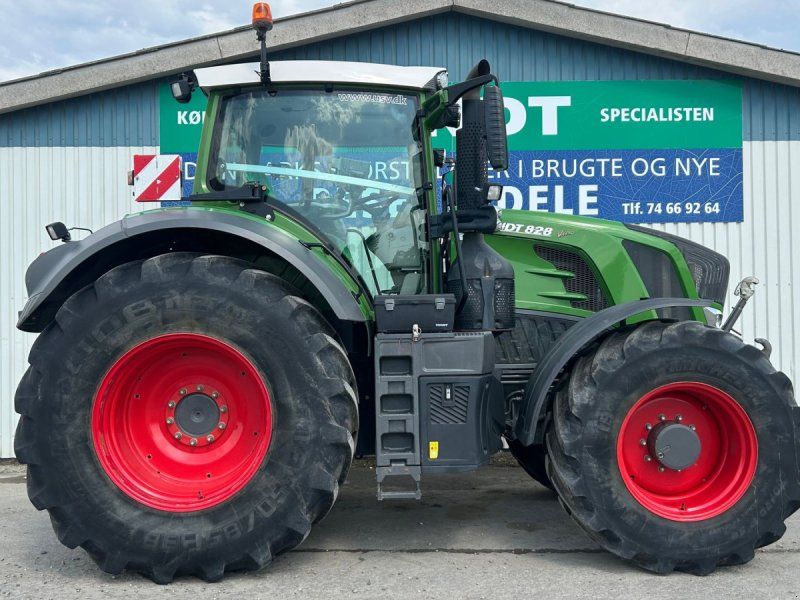 Fendt 828 Vario S4 Profi Plus