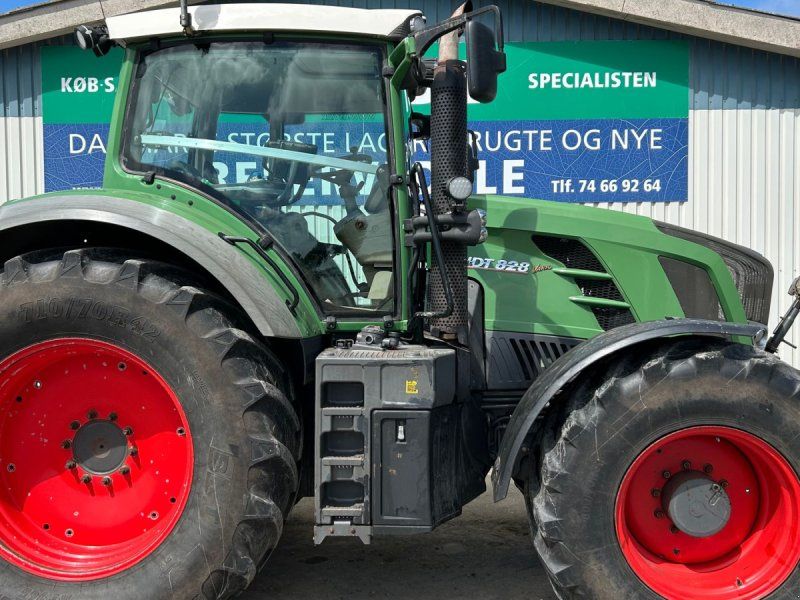 Fendt 828 Vario SCR Profi Plus  Med Front PTO