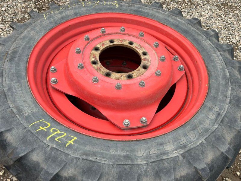 Michelin 290/95R34 / 320/85R34 stilbare fælge m. udskiftelig 8