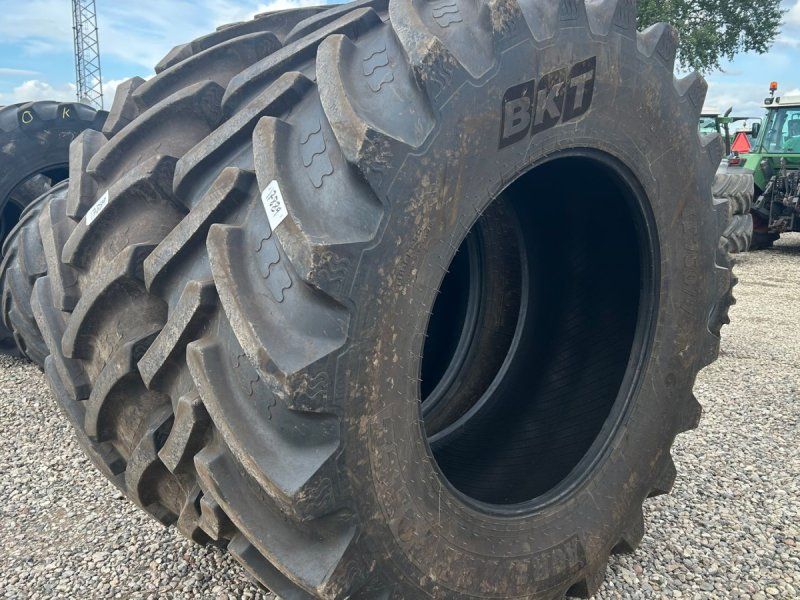 BKT 750/75R46 IF