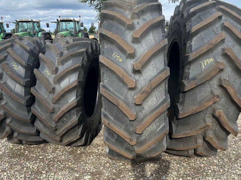 Trelleborg 650/85R38 + 600/70R30 Afm.
