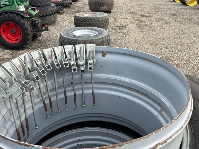 Mitas 650/65R42