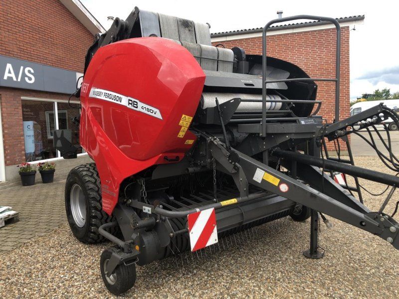 Massey Ferguson RB 4180 V XTRA