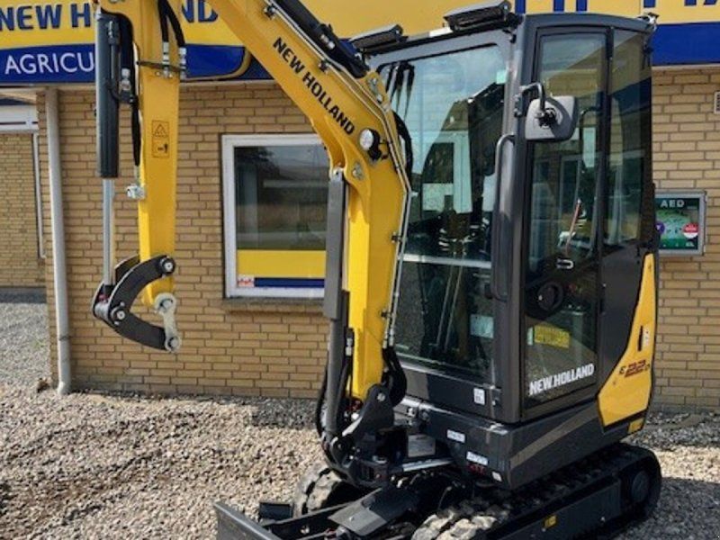New Holland E22D