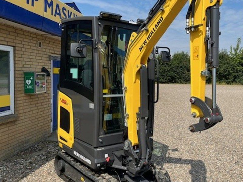 New Holland E22D