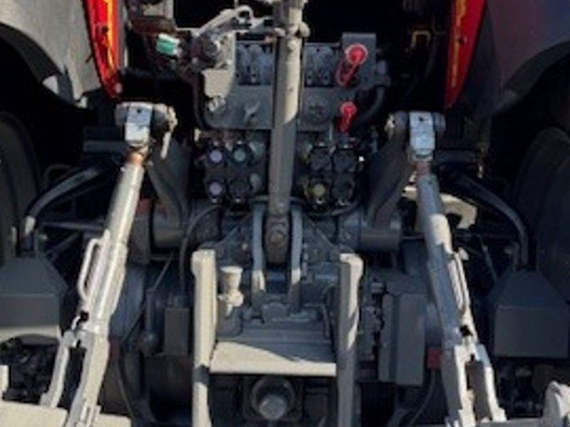Massey Ferguson 7624 Dyna-VT  7624 Dyna VT